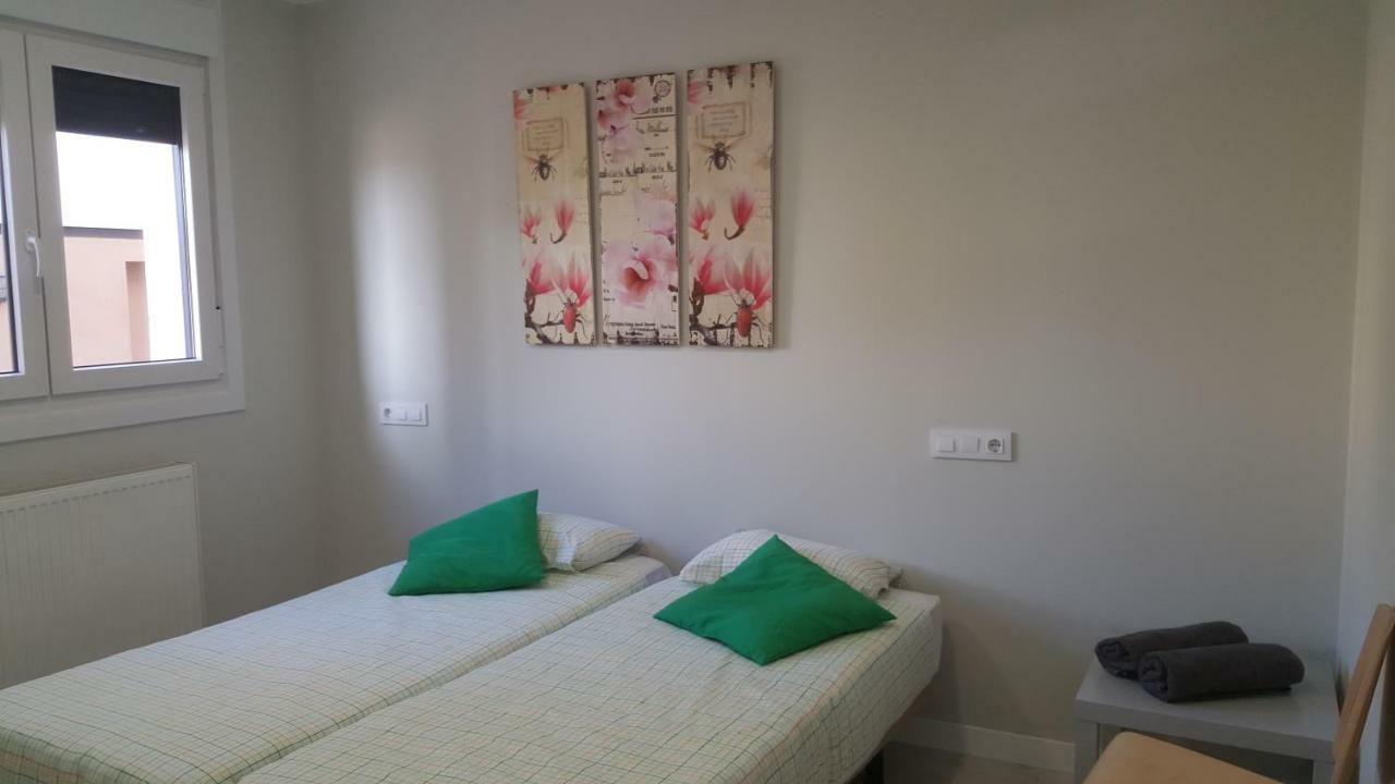 Apartamentos Logrono Centro Bagian luar foto