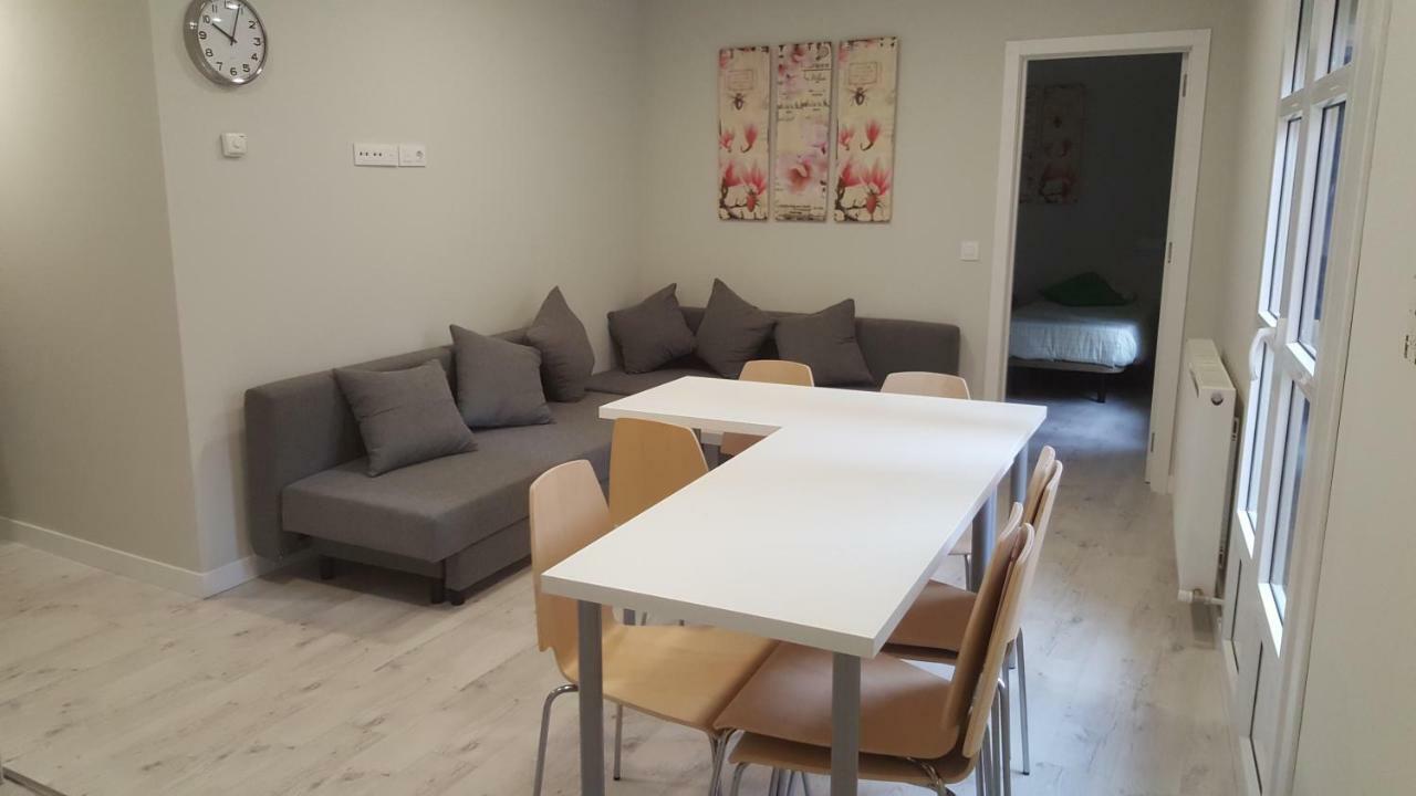 Apartamentos Logrono Centro Bagian luar foto