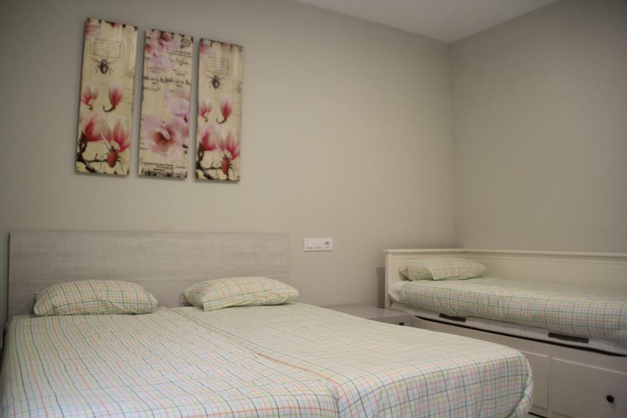 Apartamentos Logrono Centro Bagian luar foto