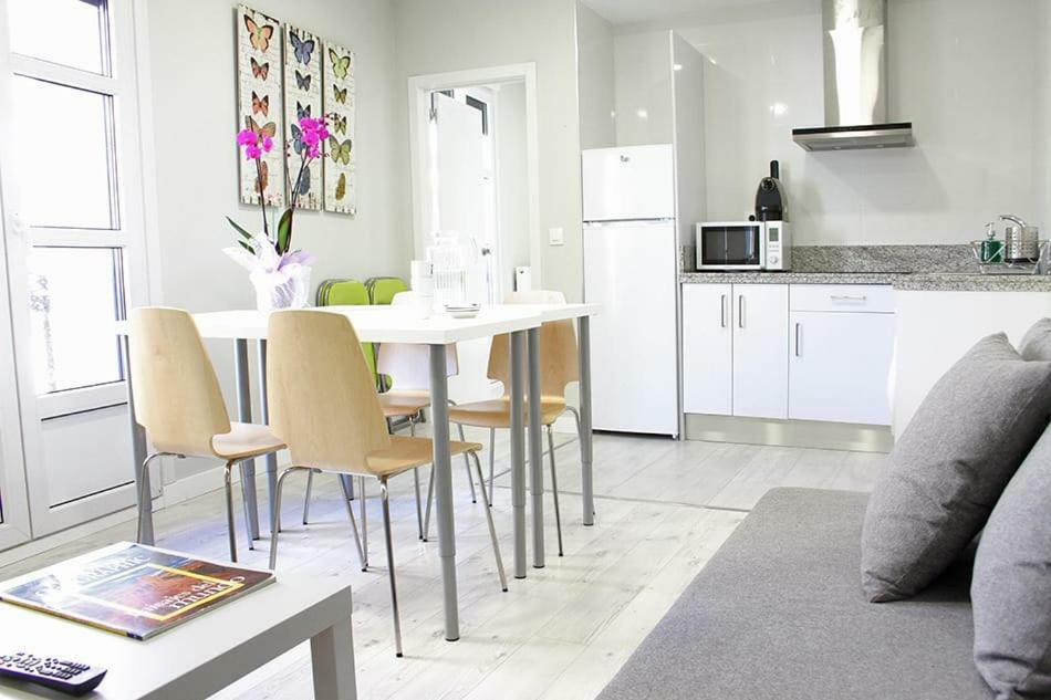 Apartamentos Logrono Centro Bagian luar foto