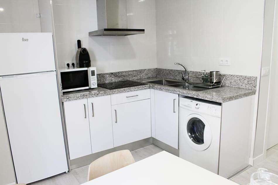 Apartamentos Logrono Centro Bagian luar foto